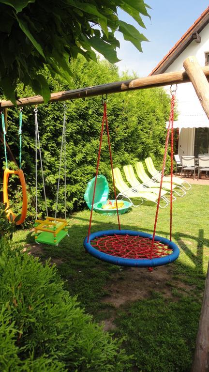 Holiday House Moravkovi Horni Branna Екстер'єр фото