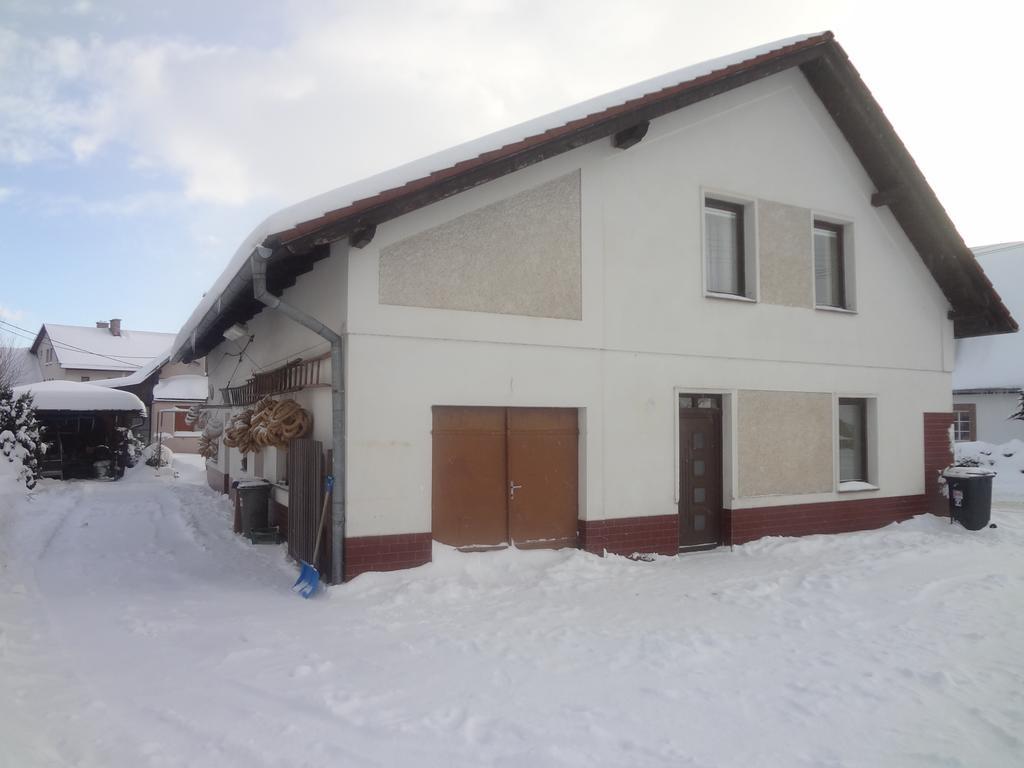 Holiday House Moravkovi Horni Branna Екстер'єр фото